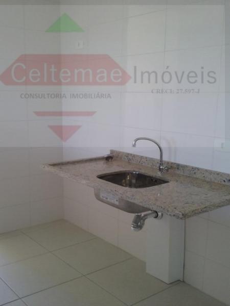 Apartamento à venda com 2 quartos, 64m² - Foto 5