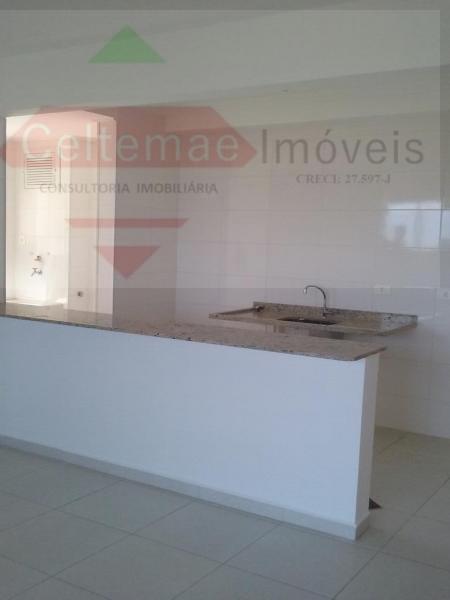 Apartamento à venda com 2 quartos, 64m² - Foto 4