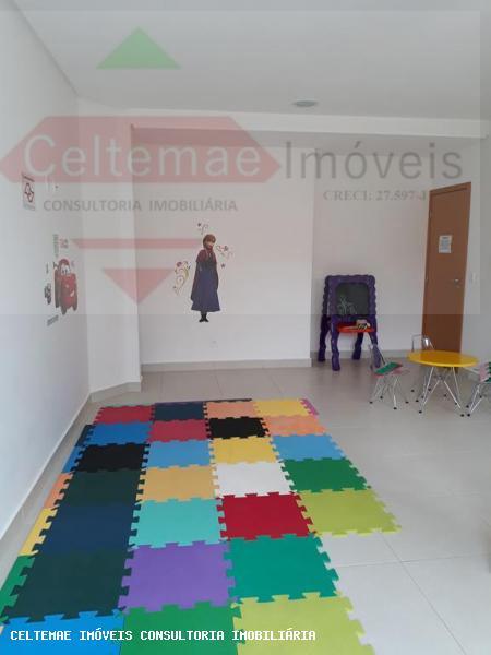 Apartamento à venda com 2 quartos, 64m² - Foto 12