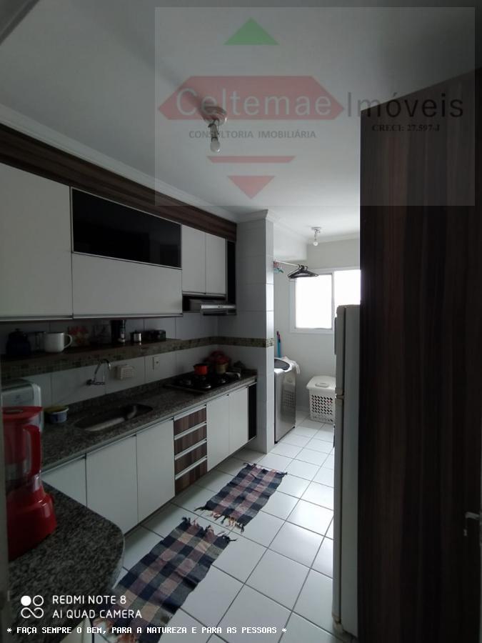 Apartamento à venda com 3 quartos, 86m² - Foto 6