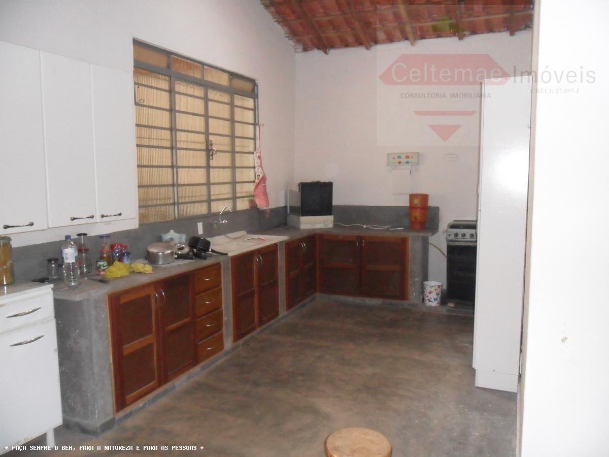 Chácara à venda com 3 quartos, 180m² - Foto 5