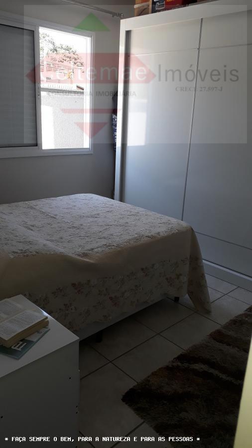 Apartamento à venda com 2 quartos, 75m² - Foto 11