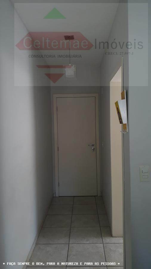 Apartamento à venda com 2 quartos, 75m² - Foto 1