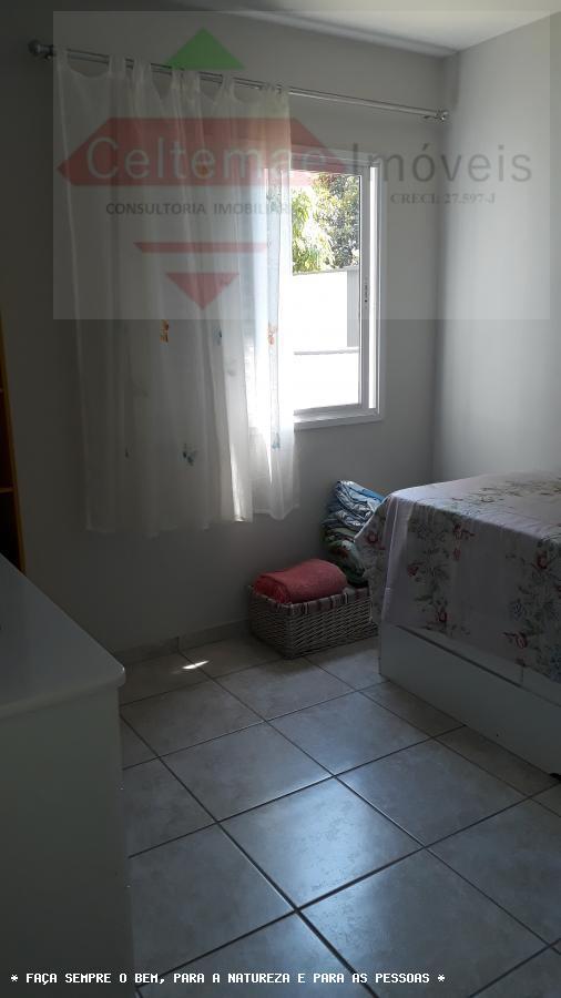 Apartamento à venda com 2 quartos, 75m² - Foto 9