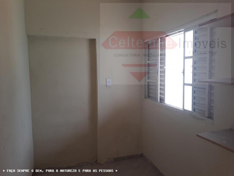 Casa à venda com 4 quartos, 130m² - Foto 24