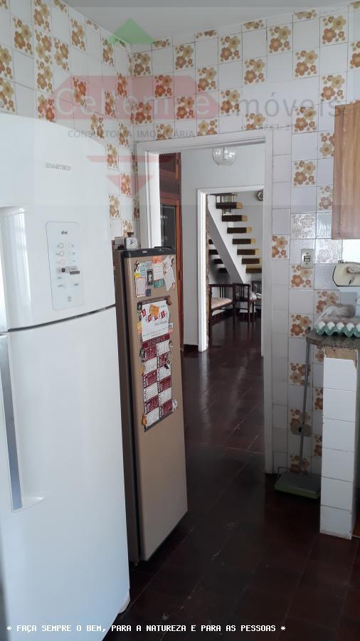 Sobrado à venda com 5 quartos, 300m² - Foto 7