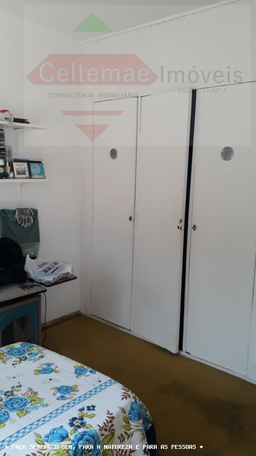 Sobrado à venda com 5 quartos, 300m² - Foto 19