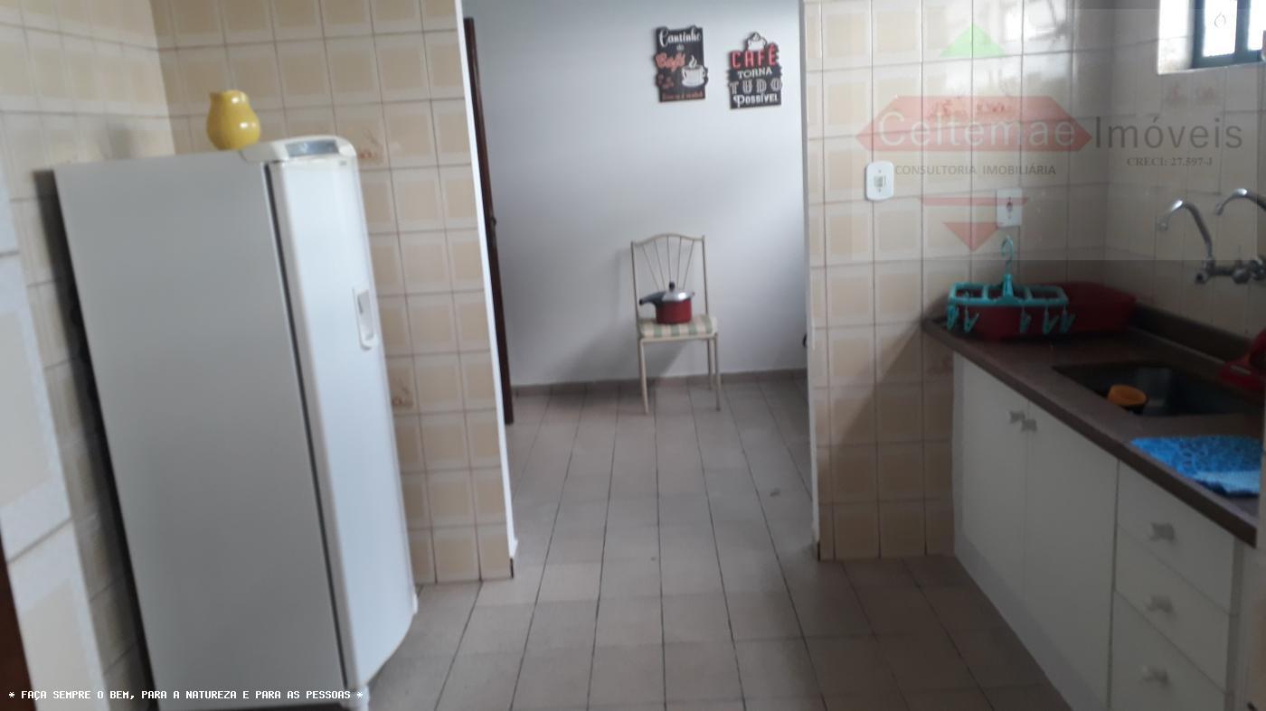 Sobrado à venda com 3 quartos, 300m² - Foto 28