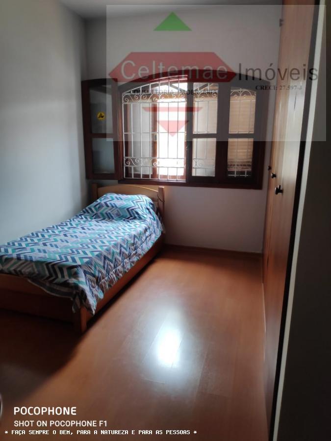 Casa de Condomínio à venda com 3 quartos, 250m² - Foto 13