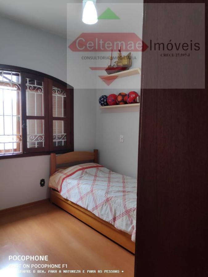 Casa de Condomínio à venda com 3 quartos, 250m² - Foto 15