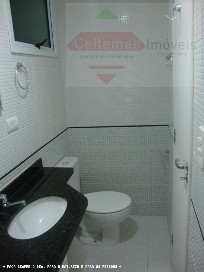 Apartamento à venda com 2 quartos, 67m² - Foto 7