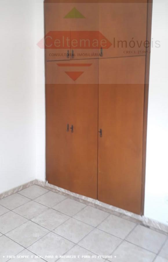 Apartamento à venda com 2 quartos, 69m² - Foto 12