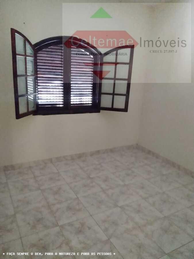 Casa à venda com 4 quartos, 180m² - Foto 6