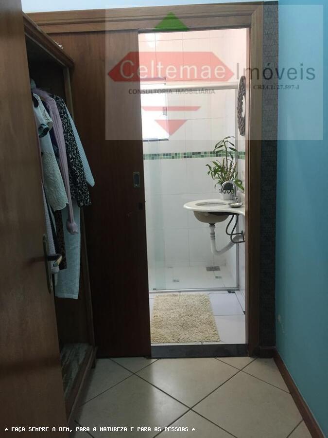 Sobrado à venda com 4 quartos, 426m² - Foto 15