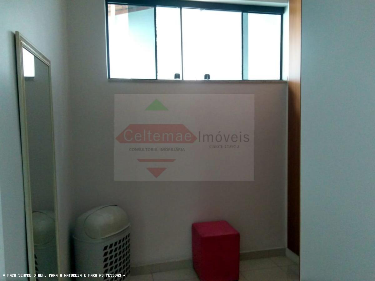 Casa à venda com 3 quartos, 320m² - Foto 19