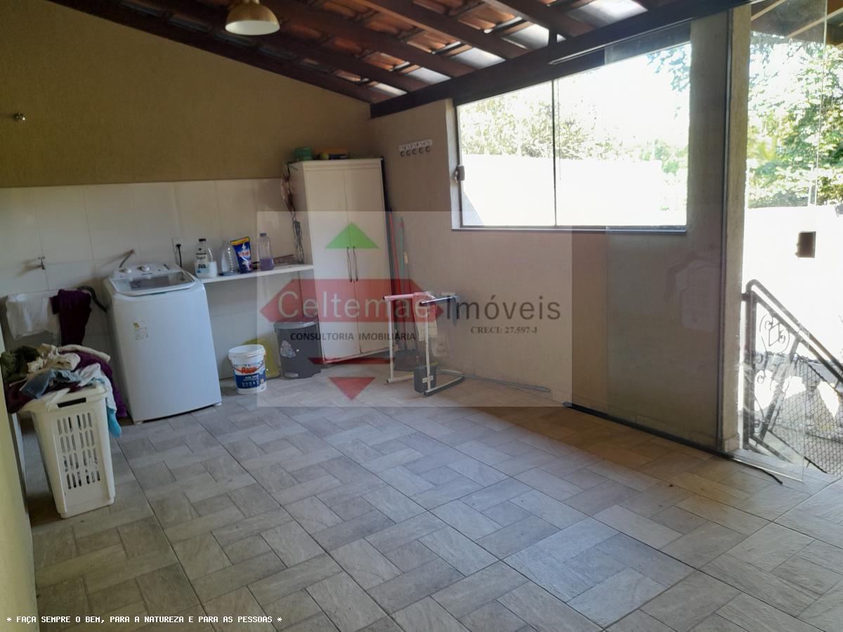 Chácara à venda com 4 quartos, 280m² - Foto 12