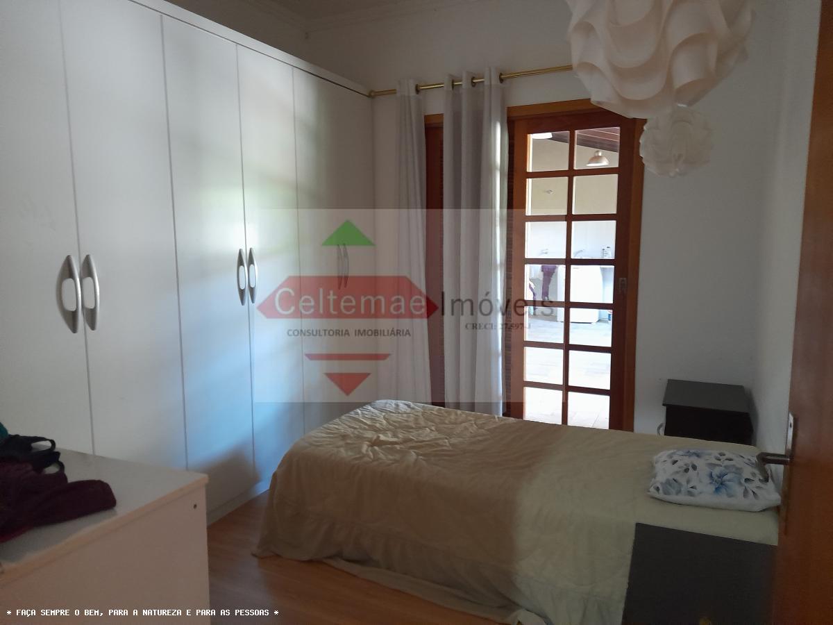 Chácara à venda com 4 quartos, 280m² - Foto 18