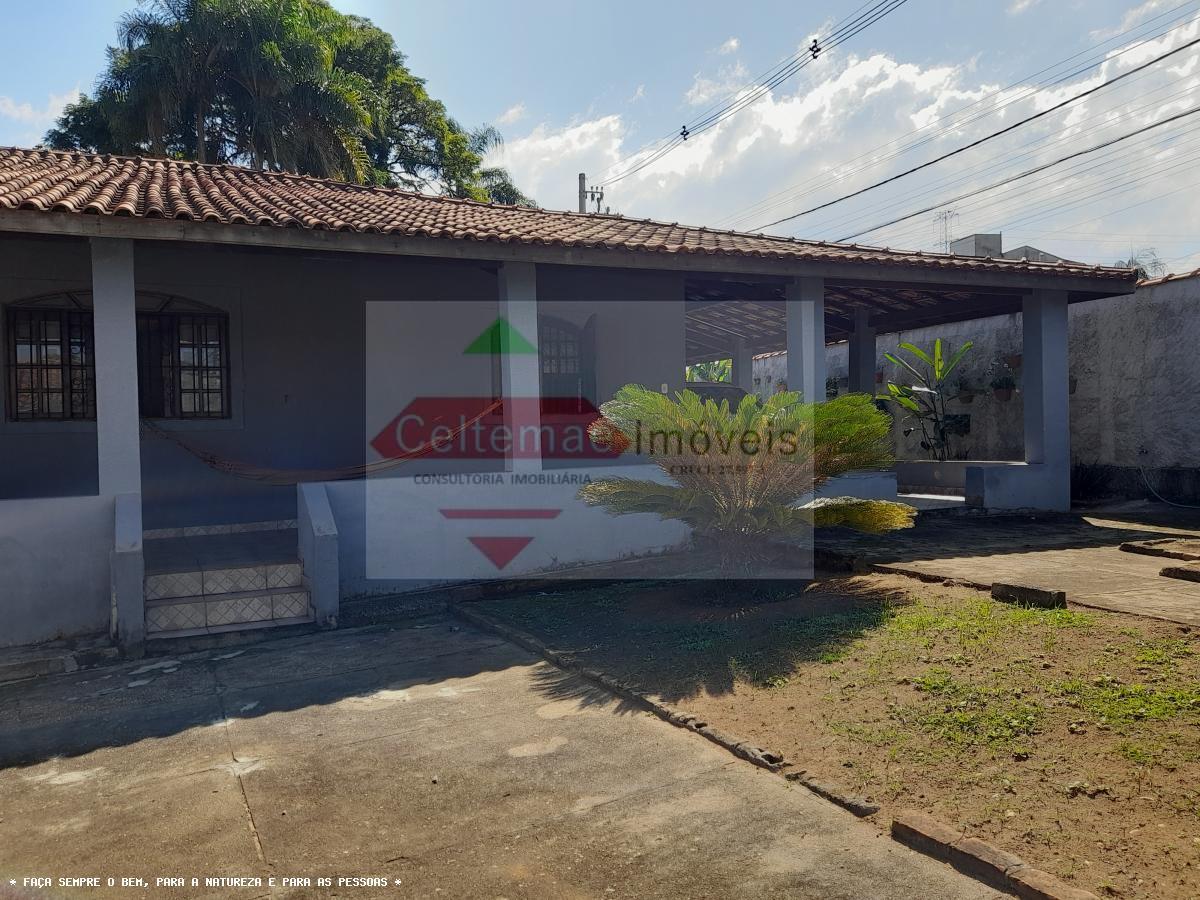 Chácara à venda com 4 quartos, 280m² - Foto 37