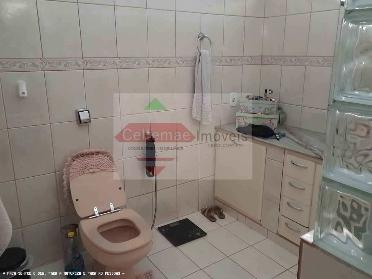 Chácara à venda com 4 quartos, 280m² - Foto 57