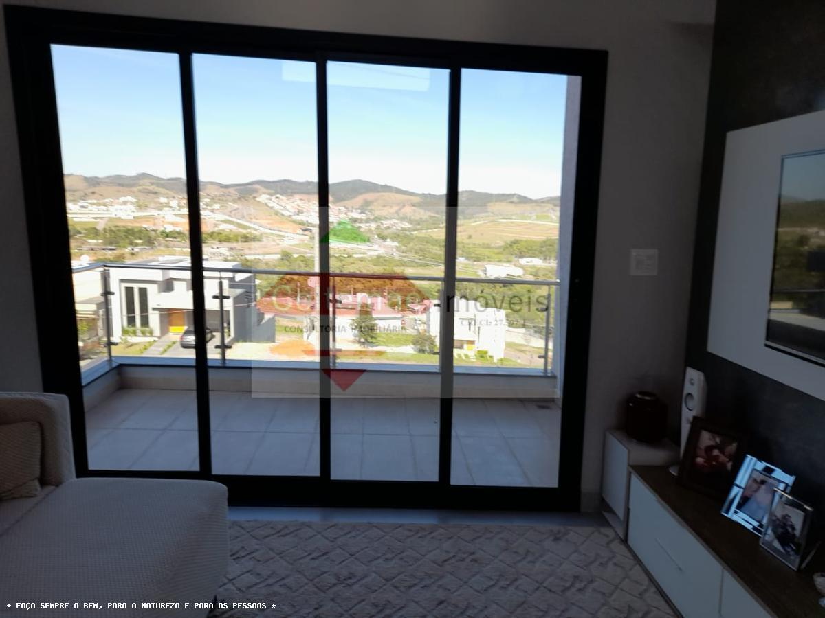 Casa de Condomínio à venda com 3 quartos, 197m² - Foto 3