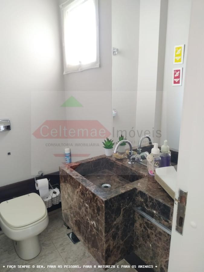 Apartamento à venda com 3 quartos, 157m² - Foto 2