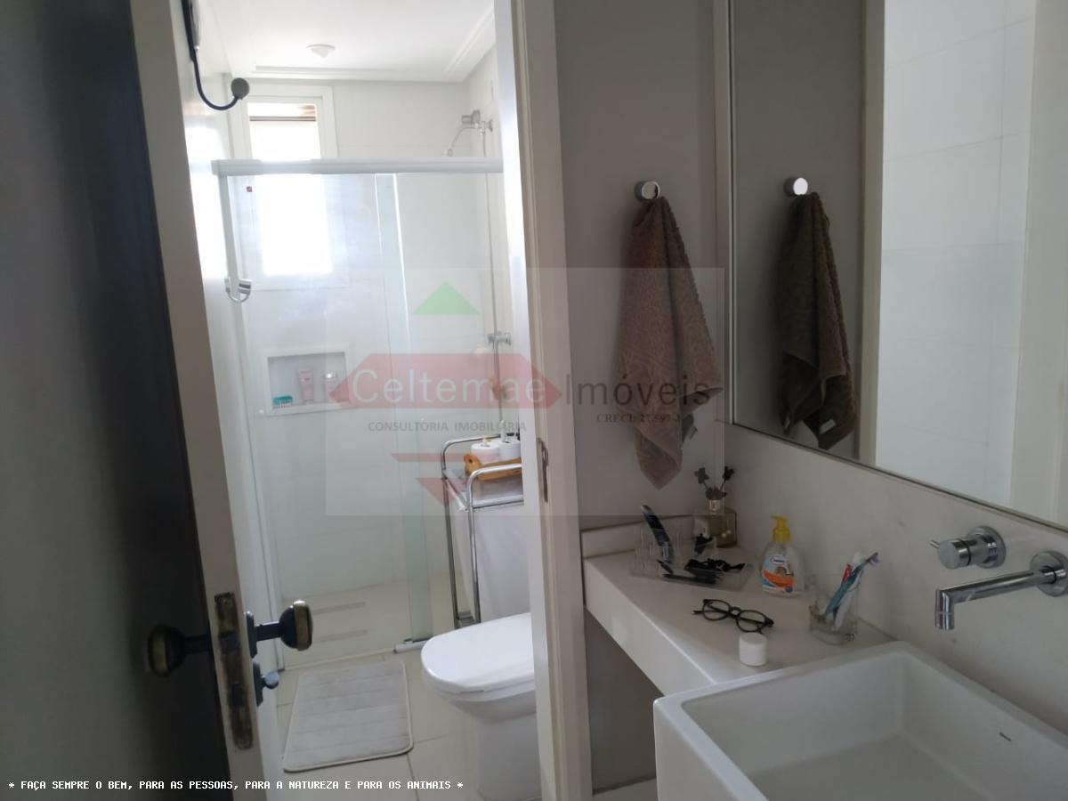 Apartamento à venda com 3 quartos, 157m² - Foto 15