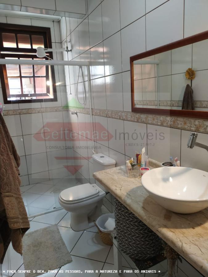 Casa de Condomínio à venda com 4 quartos, 220m² - Foto 14