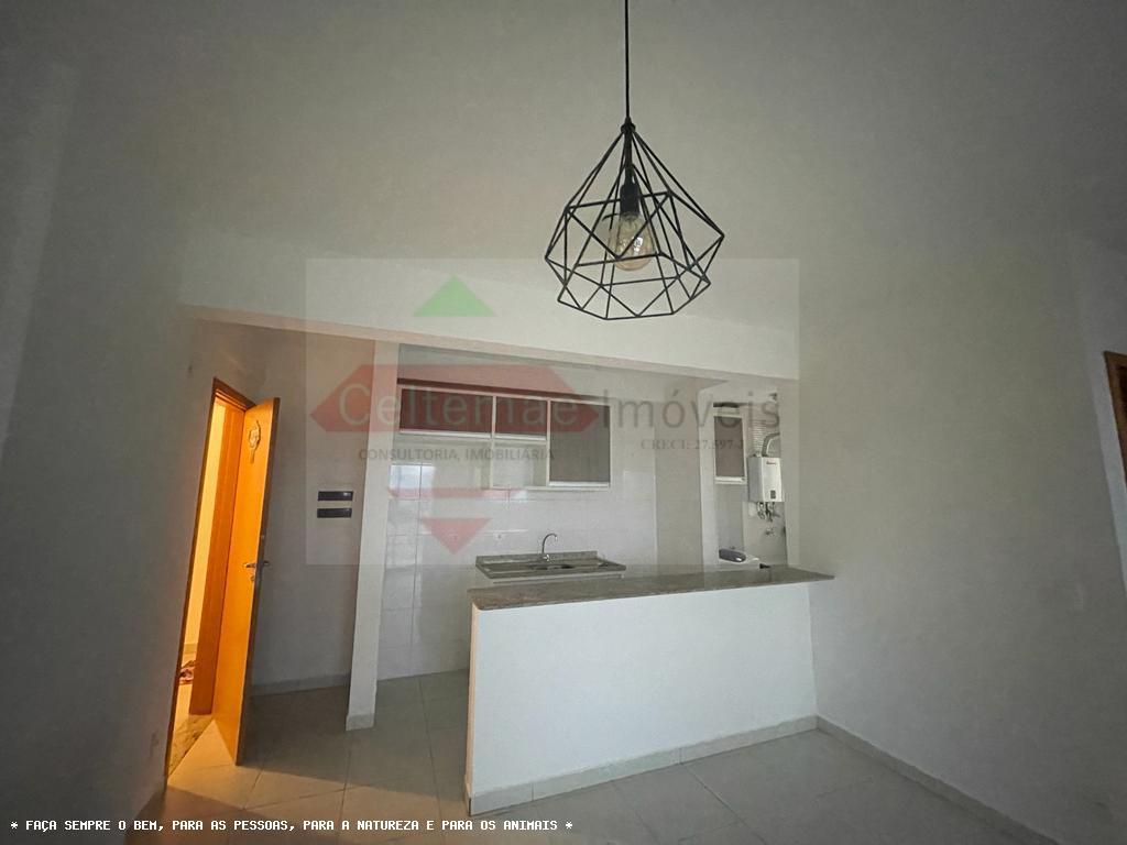 Apartamento à venda com 2 quartos, 65m² - Foto 1