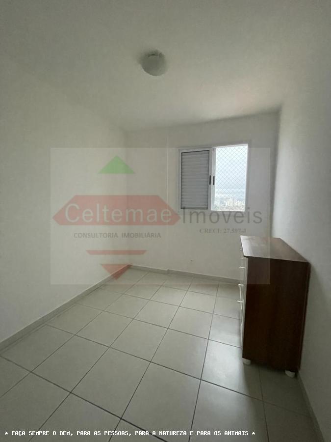 Apartamento à venda com 2 quartos, 65m² - Foto 11