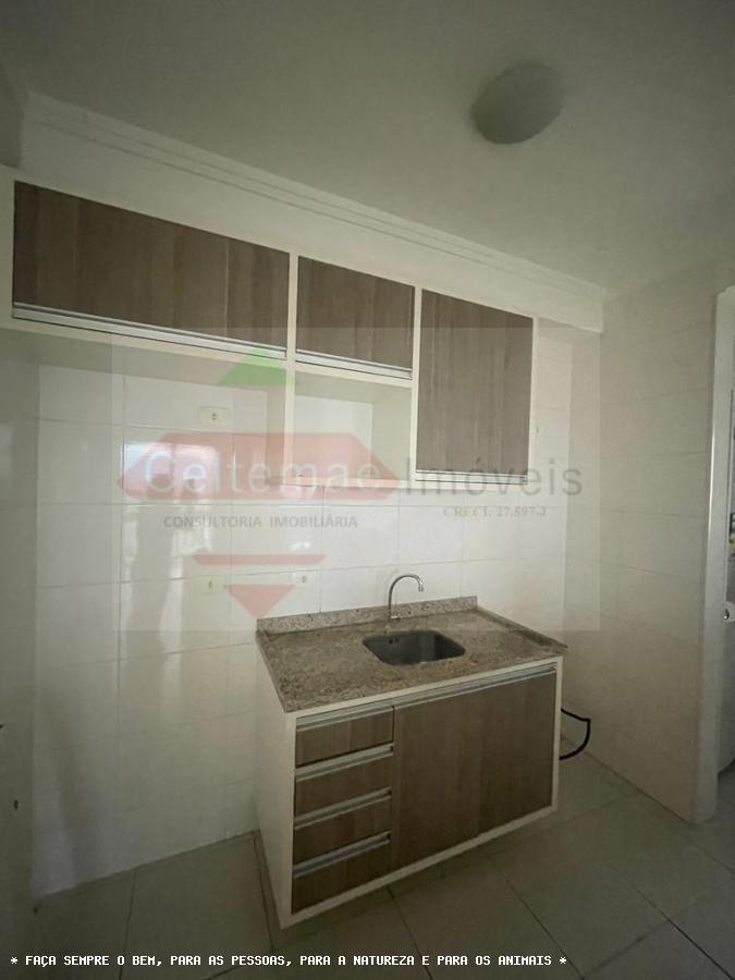 Apartamento à venda com 2 quartos, 65m² - Foto 14