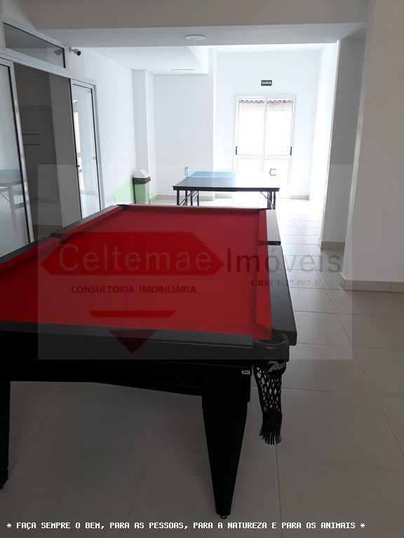 Apartamento à venda com 2 quartos, 65m² - Foto 18