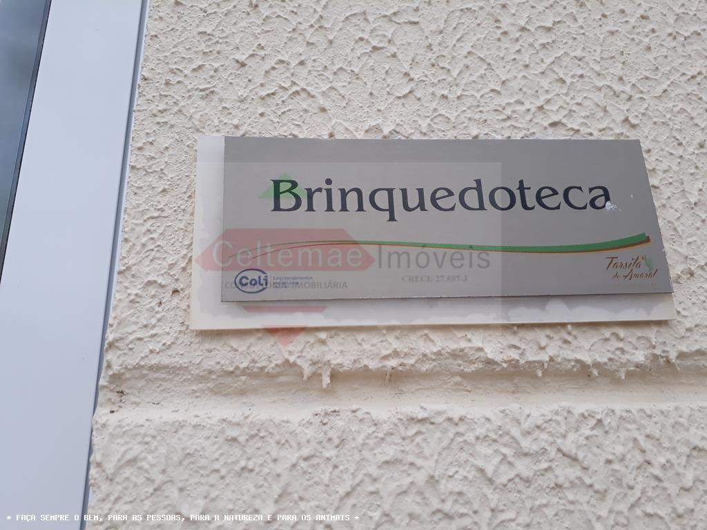 Apartamento à venda com 2 quartos, 65m² - Foto 19