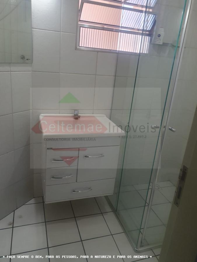 Apartamento à venda com 2 quartos, 68m² - Foto 5