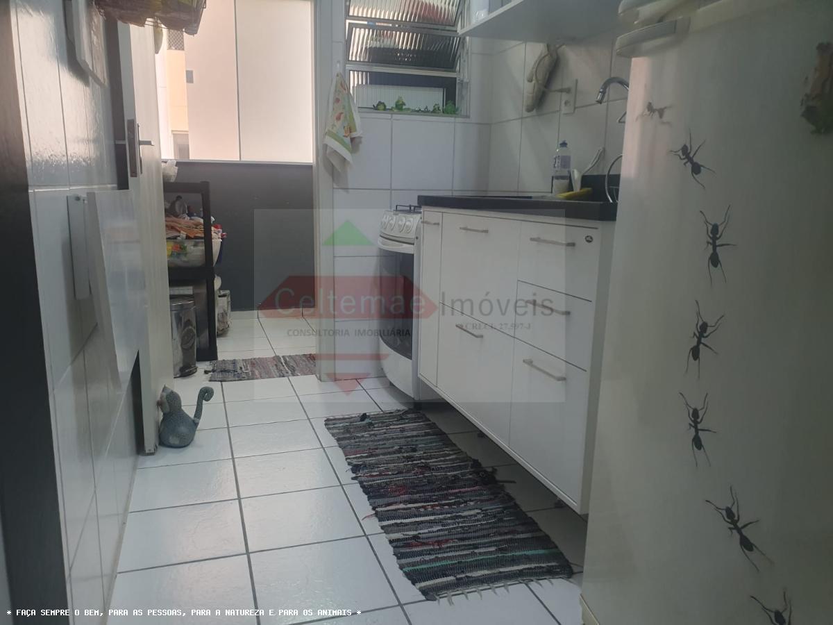 Apartamento à venda com 2 quartos, 68m² - Foto 7