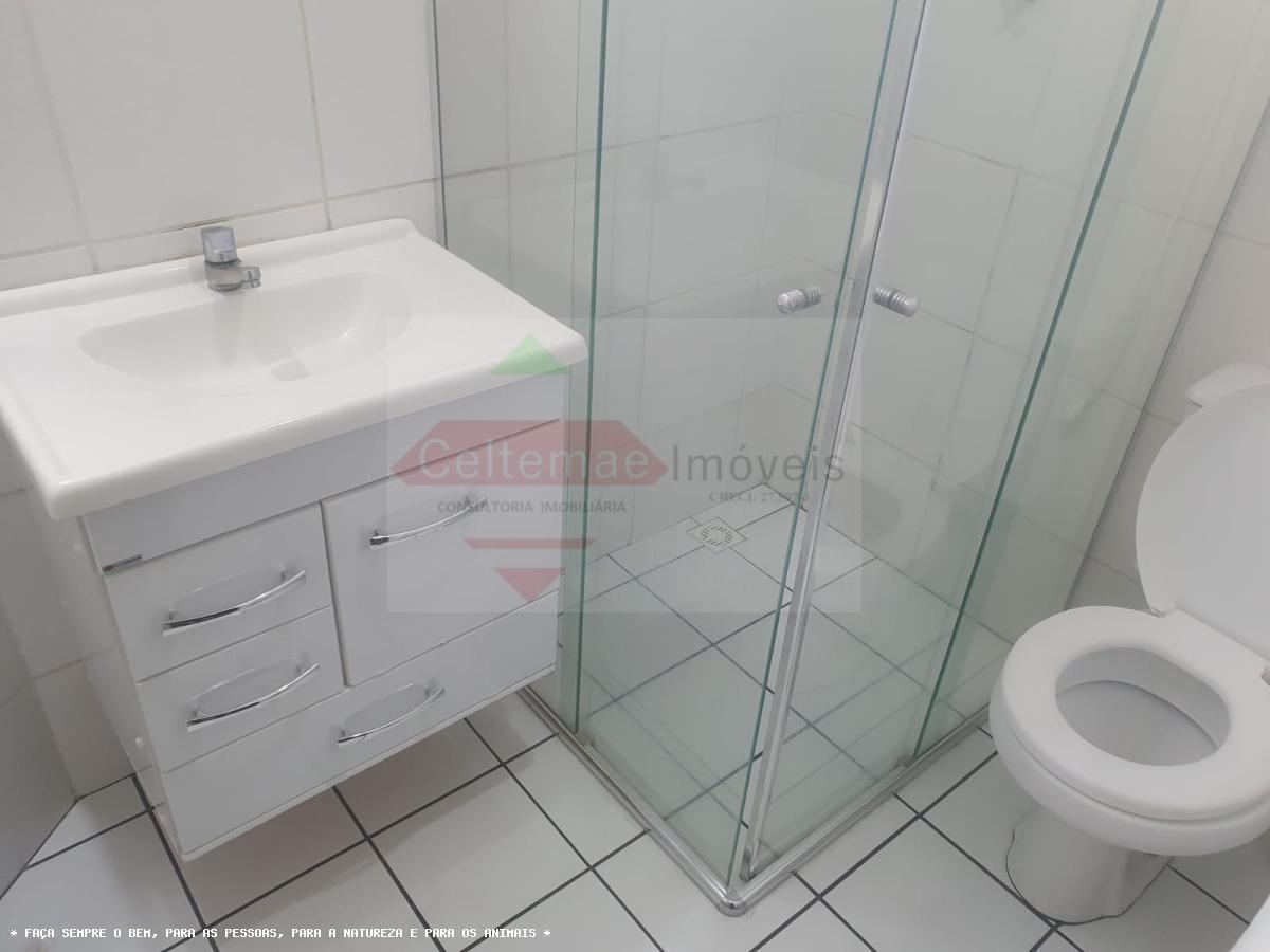 Apartamento à venda com 2 quartos, 68m² - Foto 13