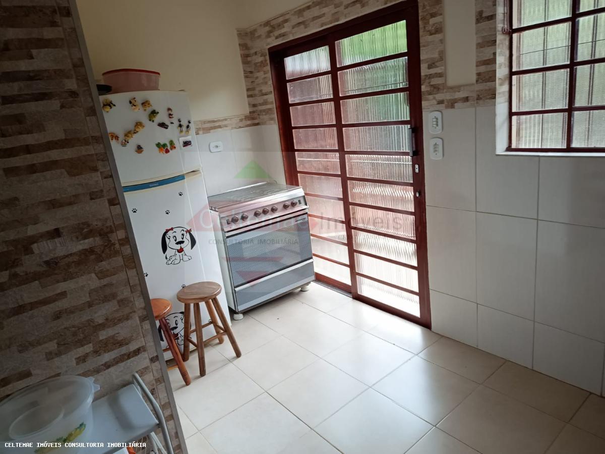 Chácara à venda com 7 quartos, 900m² - Foto 33