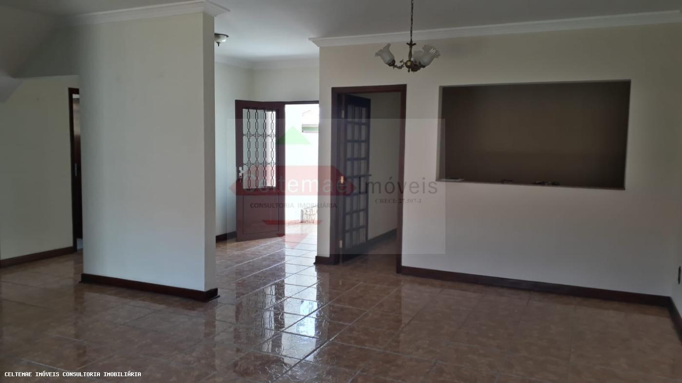 Sobrado à venda com 5 quartos, 260m² - Foto 4