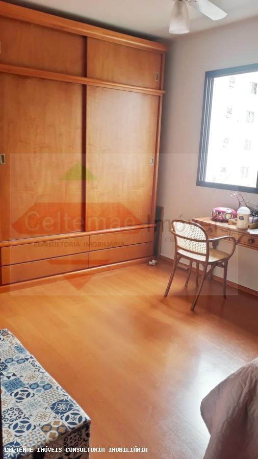 Apartamento à venda com 4 quartos, 139m² - Foto 7