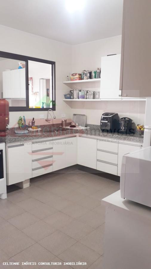 Apartamento à venda com 4 quartos, 139m² - Foto 13