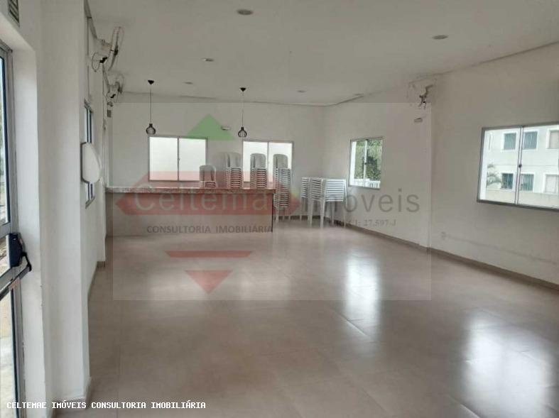 Apartamento à venda com 2 quartos, 44m² - Foto 8