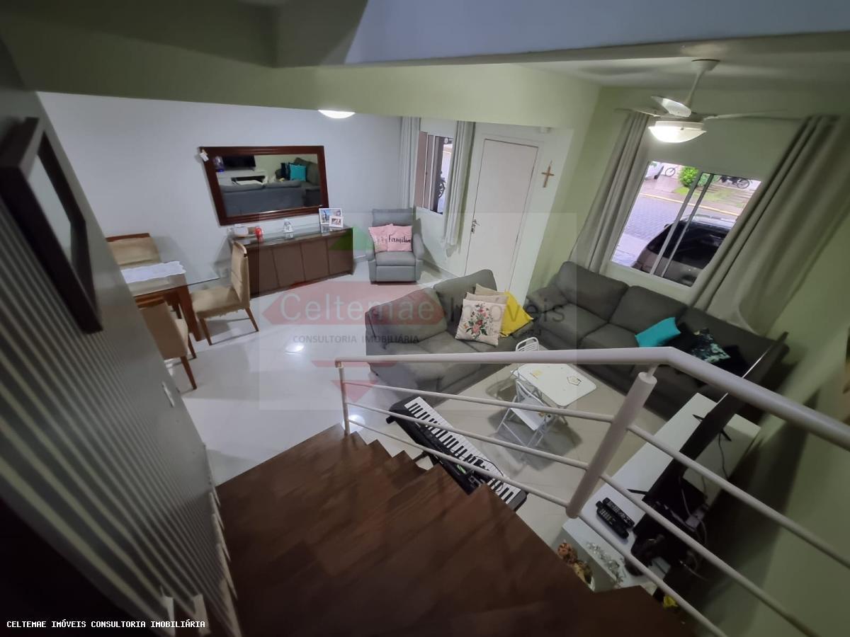 Sobrado à venda com 3 quartos, 110m² - Foto 4