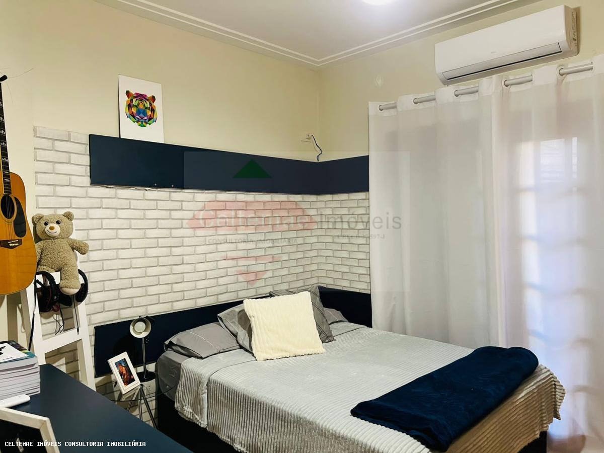 Sobrado à venda com 3 quartos, 253m² - Foto 23