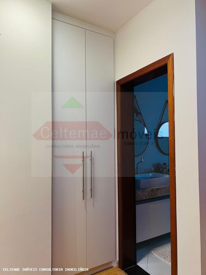 Sobrado à venda com 3 quartos, 253m² - Foto 30