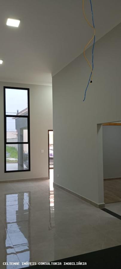 Casa de Condomínio à venda com 3 quartos, 170m² - Foto 4