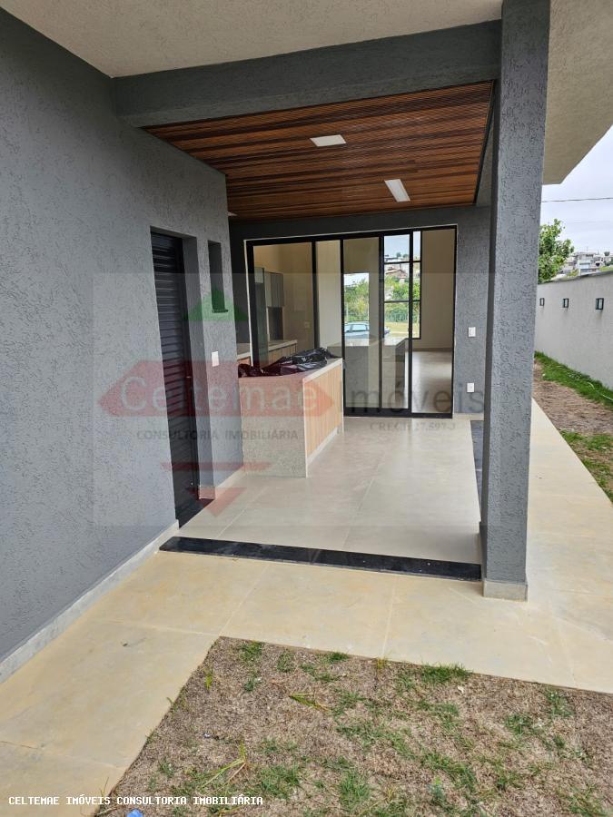 Casa de Condomínio à venda com 3 quartos, 156m² - Foto 3