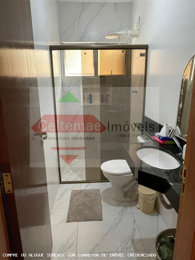 Casa à venda com 4 quartos, 145m² - Foto 9