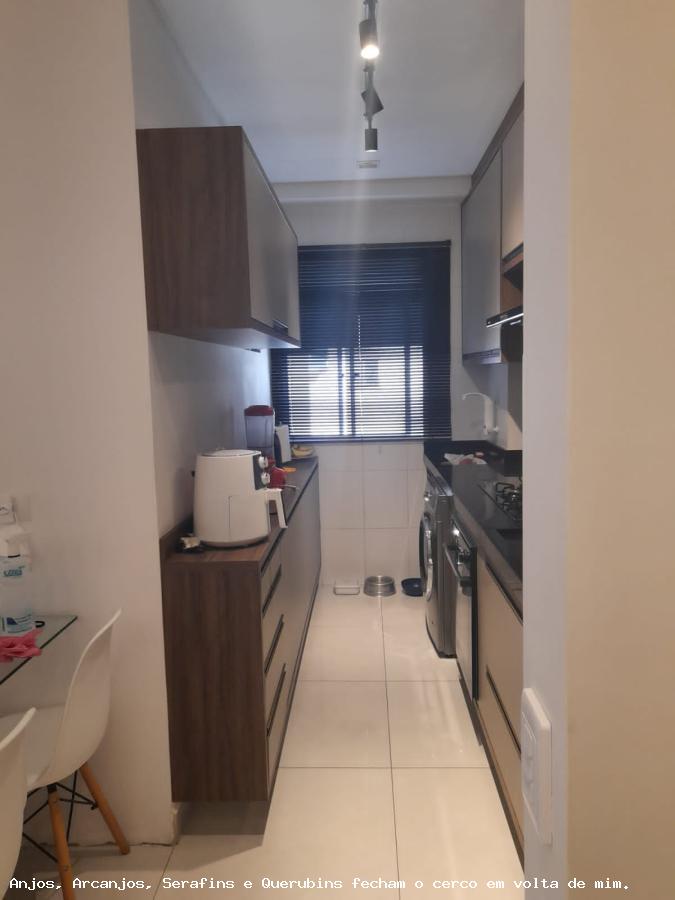 Apartamento à venda com 3 quartos, 68m² - Foto 6