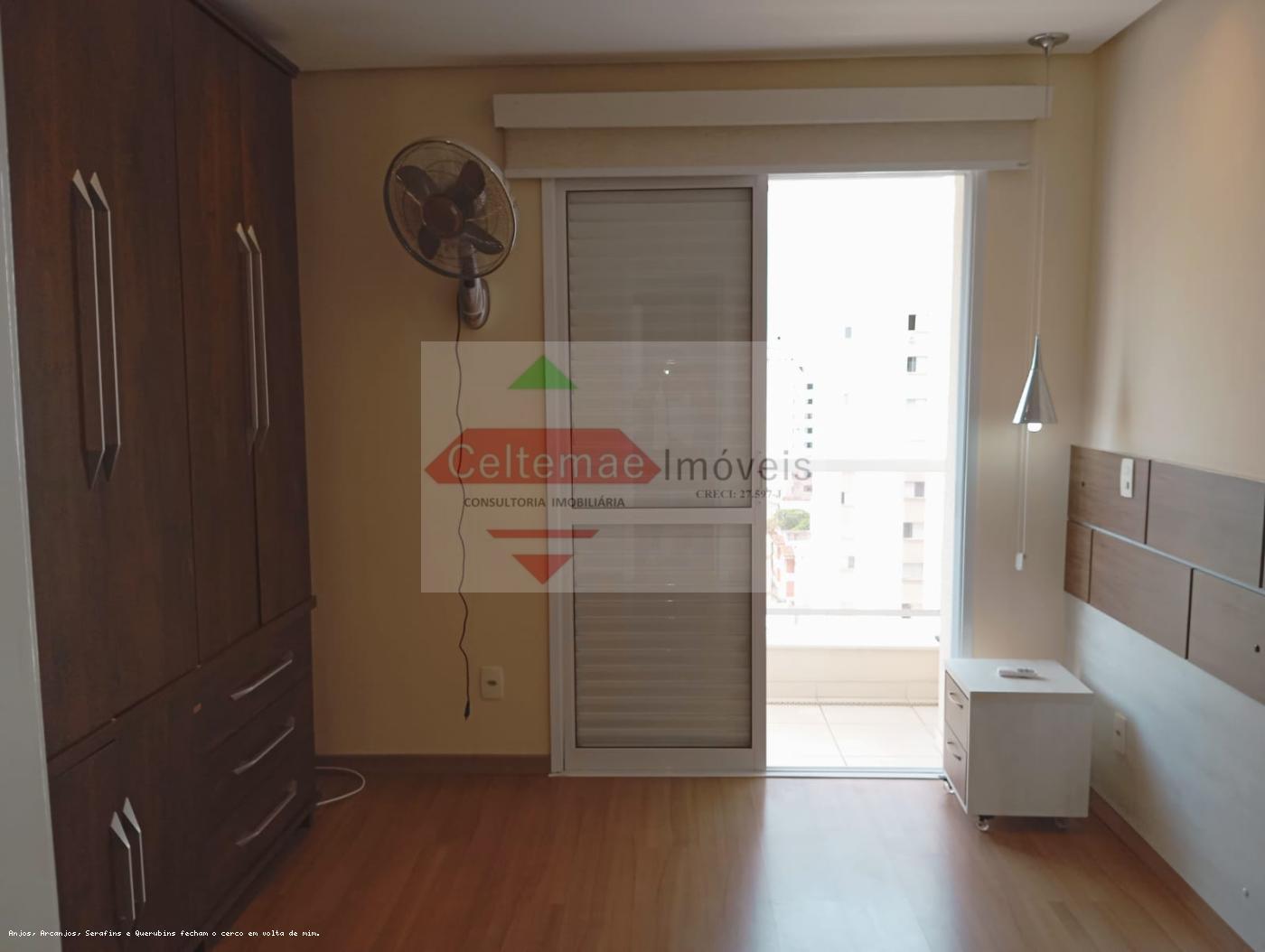 Apartamento à venda com 2 quartos, 65m² - Foto 17