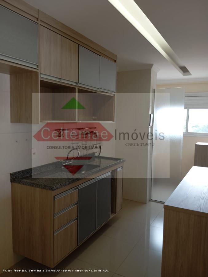 Apartamento à venda com 2 quartos, 65m² - Foto 25