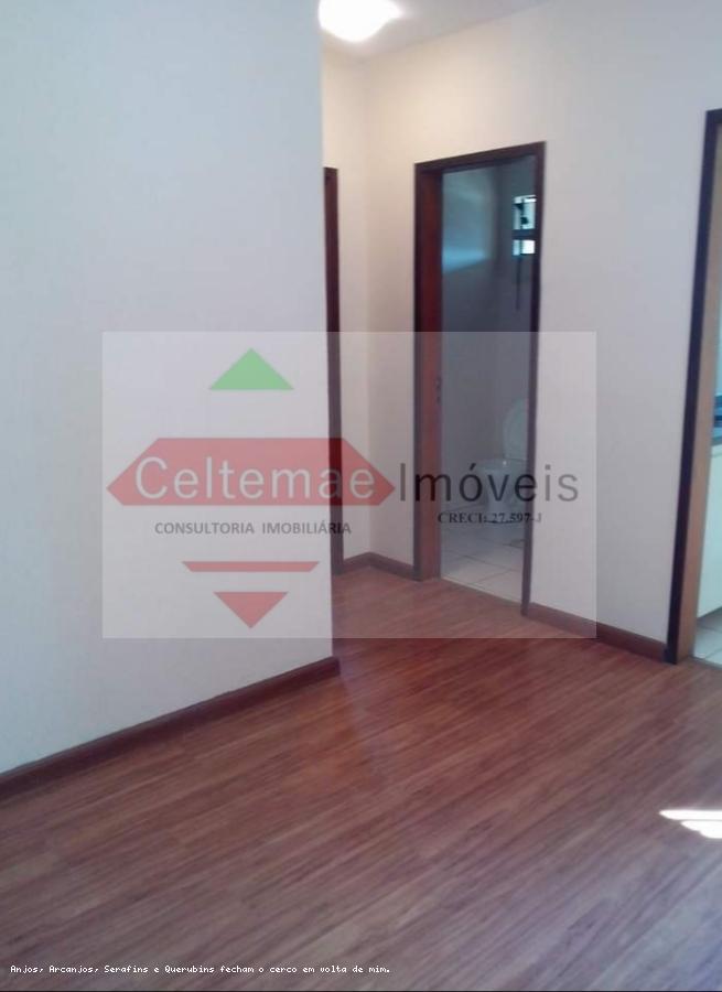 Apartamento à venda com 2 quartos, 55m² - Foto 2